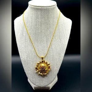 NWT Sunflower Pendant and Necklace